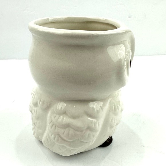 Adorable white and brown ceramic owl - Picture 6 of 12